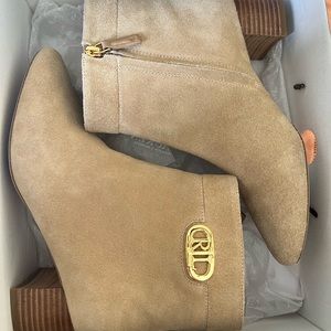 Lauren Ralph boots